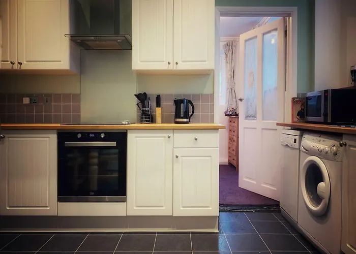 Paul\'S Place Near Heathrow